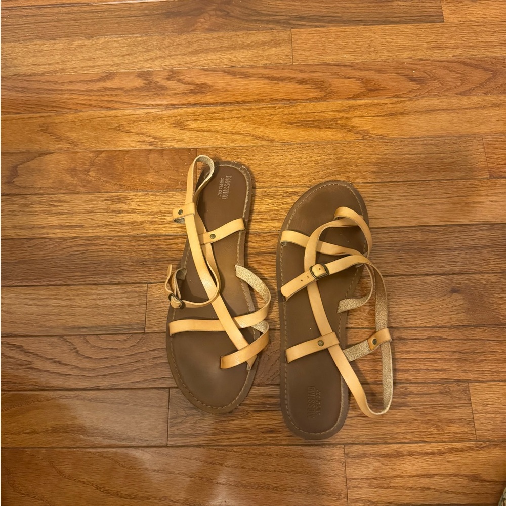Mossimo Supply Sandal